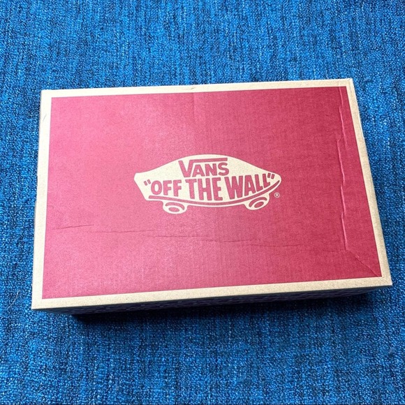 Vans Sk8-Hi Emboss True White Sneakers - Picture 7 of 9